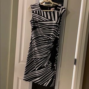 R&K Originals DRESS Black White Knit Stripe Side
